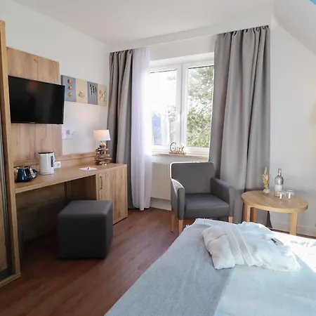 Hotel Kleine Glueck - Adults Only 3*