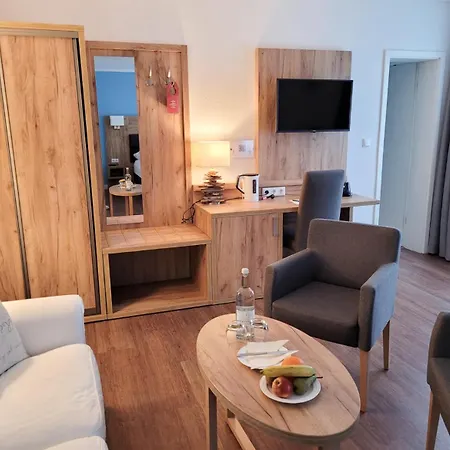 Hotel Kleine Glueck - Adults Only