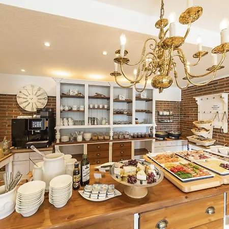 Kleine Glueck - Adults Only