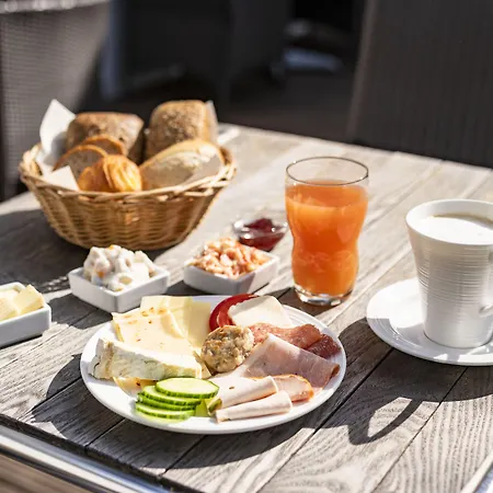 Hotel Kleine Glueck - Adults Only 3*