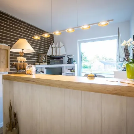 Kleine Glueck - Adults Only 3*